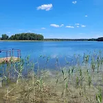 Lesny Dworek - Nad Jeziorem