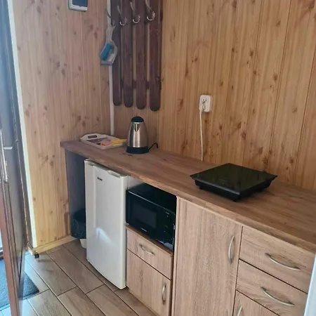 Lesny Dworek - Nad Jeziorem Bauernhof *