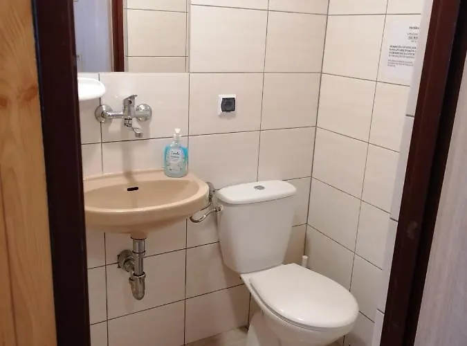 农家乐 Lesny Dworek - Nad Jeziorem Koczala