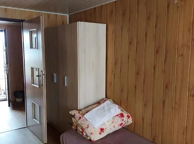 农家乐 Lesny Dworek - Nad Jeziorem