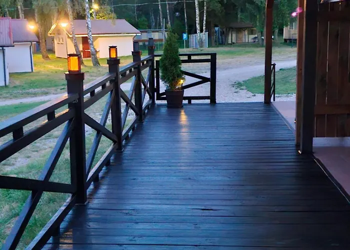 Lesny Dworek - Nad Jeziorem 农家乐 *